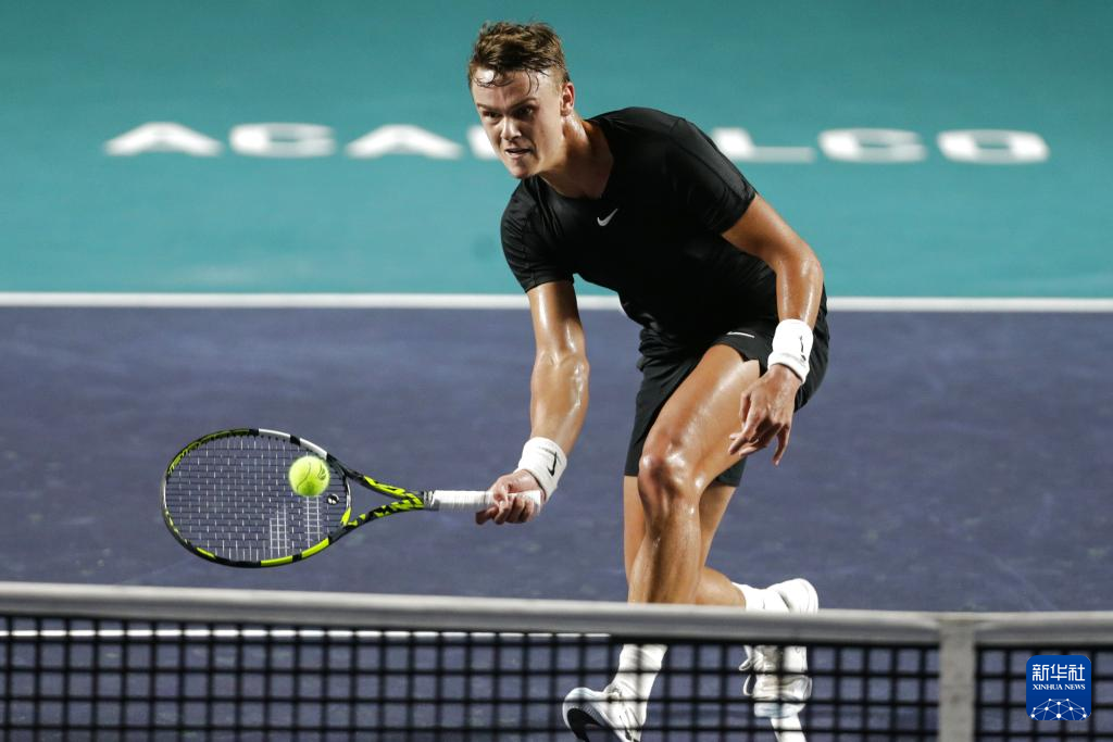 传中与抢射